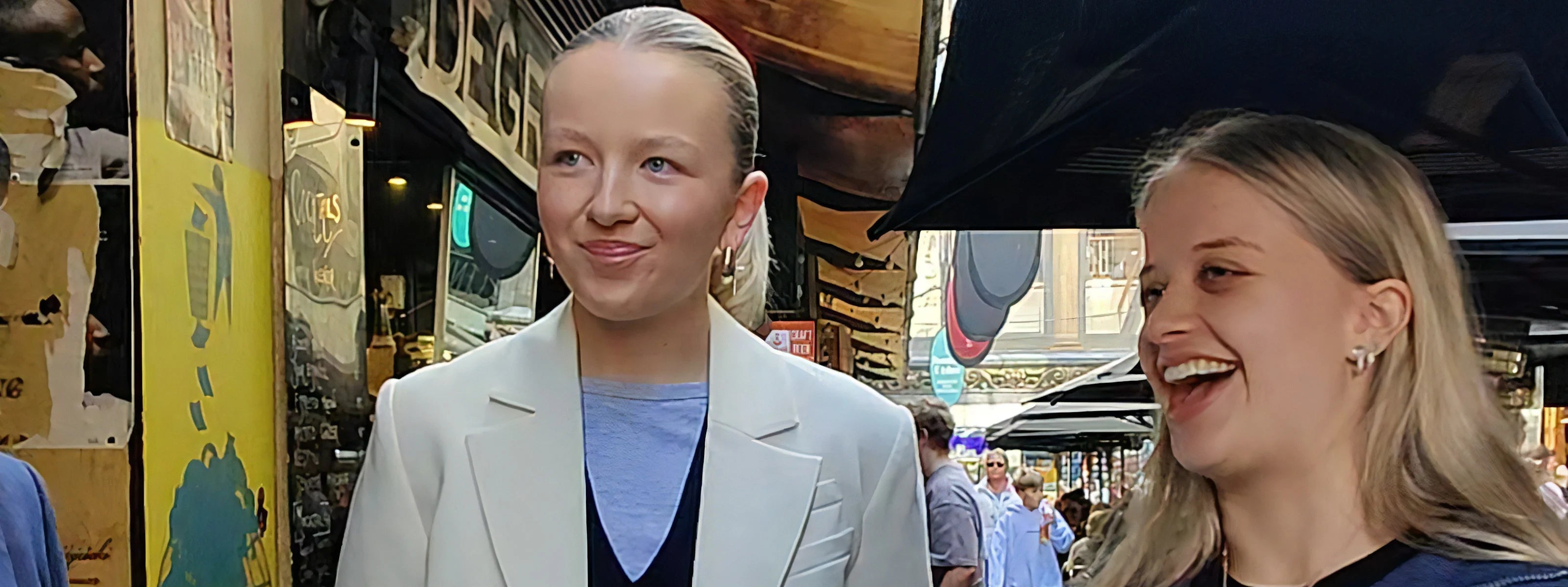 ILOVEUBABE XO® Exclusive Women’s Collagen Infused Beauty Chocolate is your daily chocolate fix formulated to enhance your health, wellness & beauty. It's a delicious & convenient way to indulge in chocolate self-love while nourishing your body, mind & soul from the inside out xo – FAST FREE CHOCOLATE GIFT BOX SHIPPING for all orders over 99!