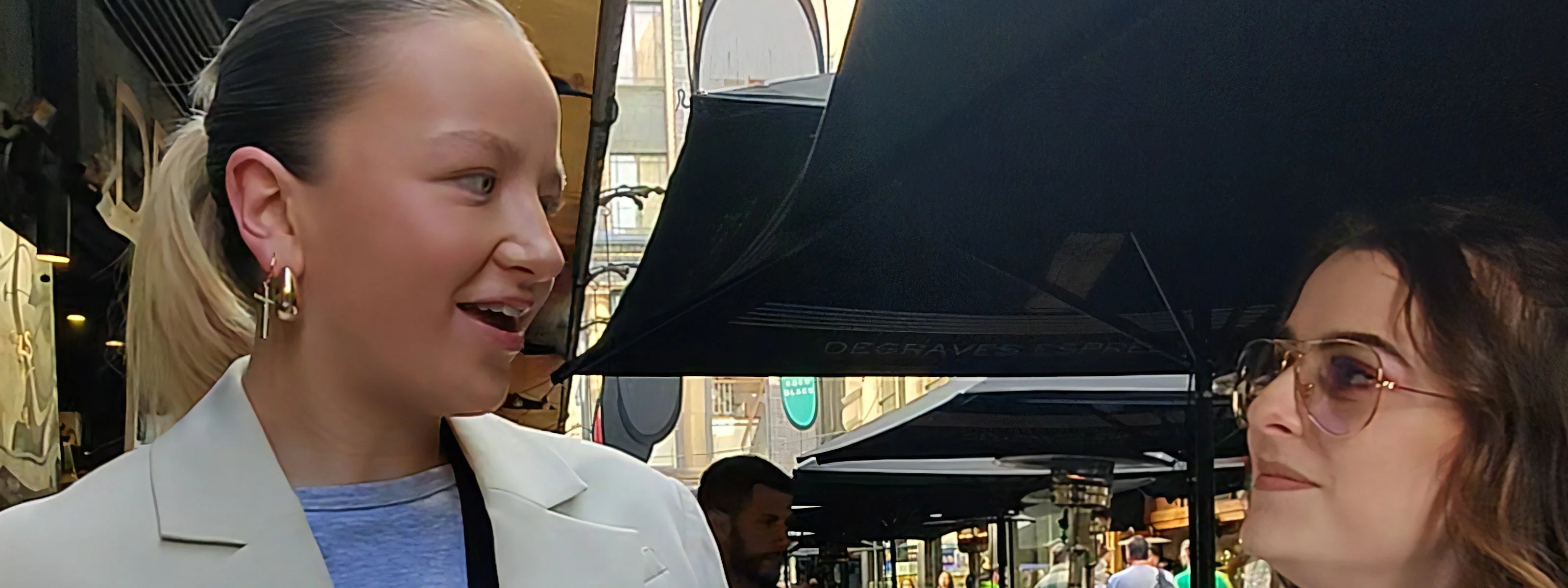 ILOVEUBABE XO® Exclusive Women’s Collagen Infused Beauty Chocolate is your daily chocolate fix formulated to enhance your health, wellness & beauty. It's a delicious & convenient way to indulge in chocolate self-love while nourishing your body, mind & soul from the inside out xo – FAST FREE CHOCOLATE GIFT BOX SHIPPING for all orders over 99!