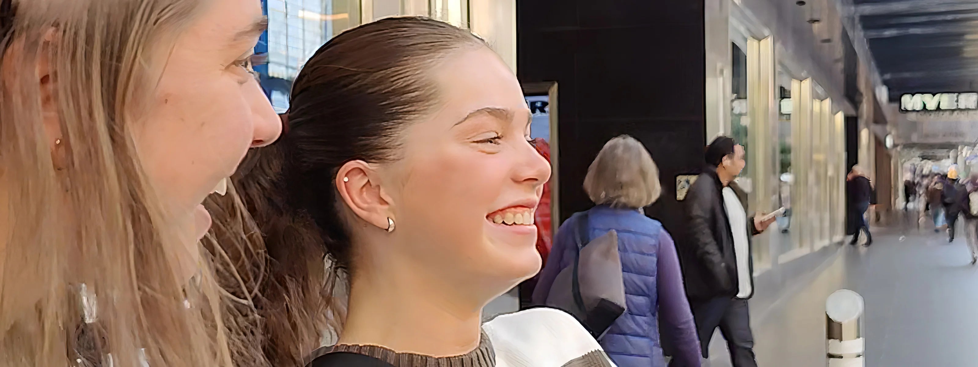 ILOVEUBABE XO® Exclusive Women’s Collagen Infused Beauty Chocolate is your daily chocolate fix formulated to enhance your health, wellness & beauty. It's a delicious & convenient way to indulge in chocolate self-love while nourishing your body, mind & soul from the inside out xo – FAST FREE CHOCOLATE GIFT BOX SHIPPING for all orders over 99!