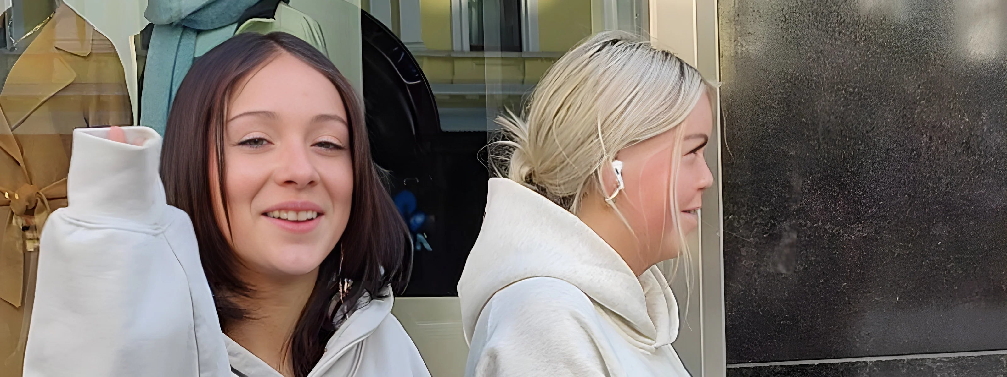 ILOVEUBABE XO® Exclusive Women’s Collagen Infused Beauty Chocolate is your daily chocolate fix formulated to enhance your health, wellness & beauty. It's a delicious & convenient way to indulge in chocolate self-love while nourishing your body, mind & soul from the inside out xo – FAST FREE CHOCOLATE GIFT BOX SHIPPING for all orders over 99!