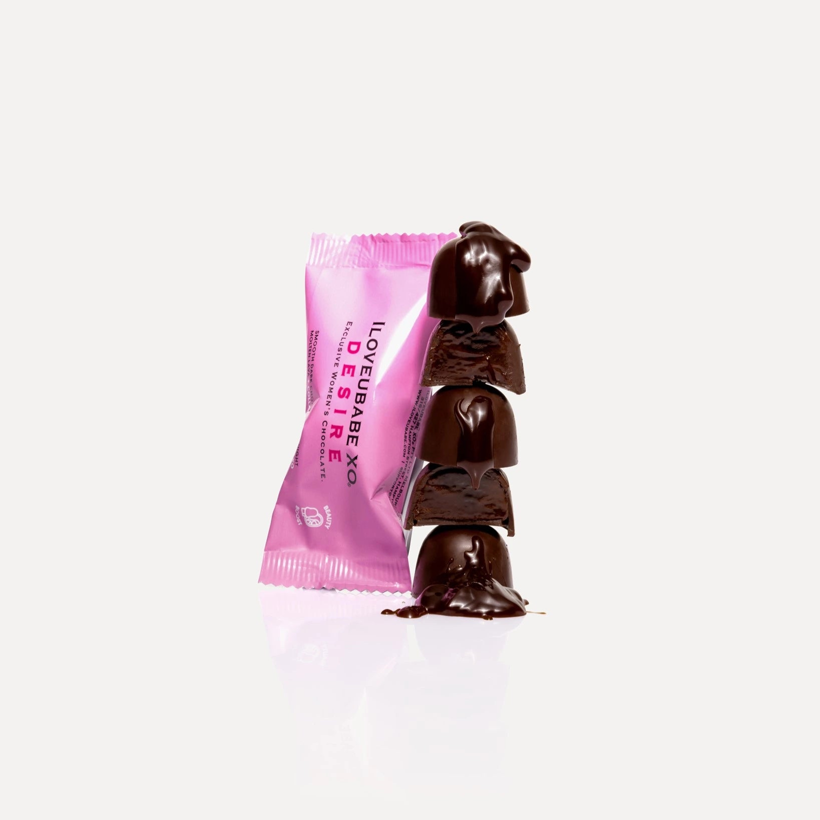 BEAUTY BOOST - SMOOTH DARK CHOCOLATE, MIDNIGHT MOLTEN LAVA & SILKY CHOCOLATE RIBBON + COLLAGEN INFUSION XO